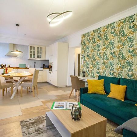 Hillside Lodge Budapest Bagian luar foto