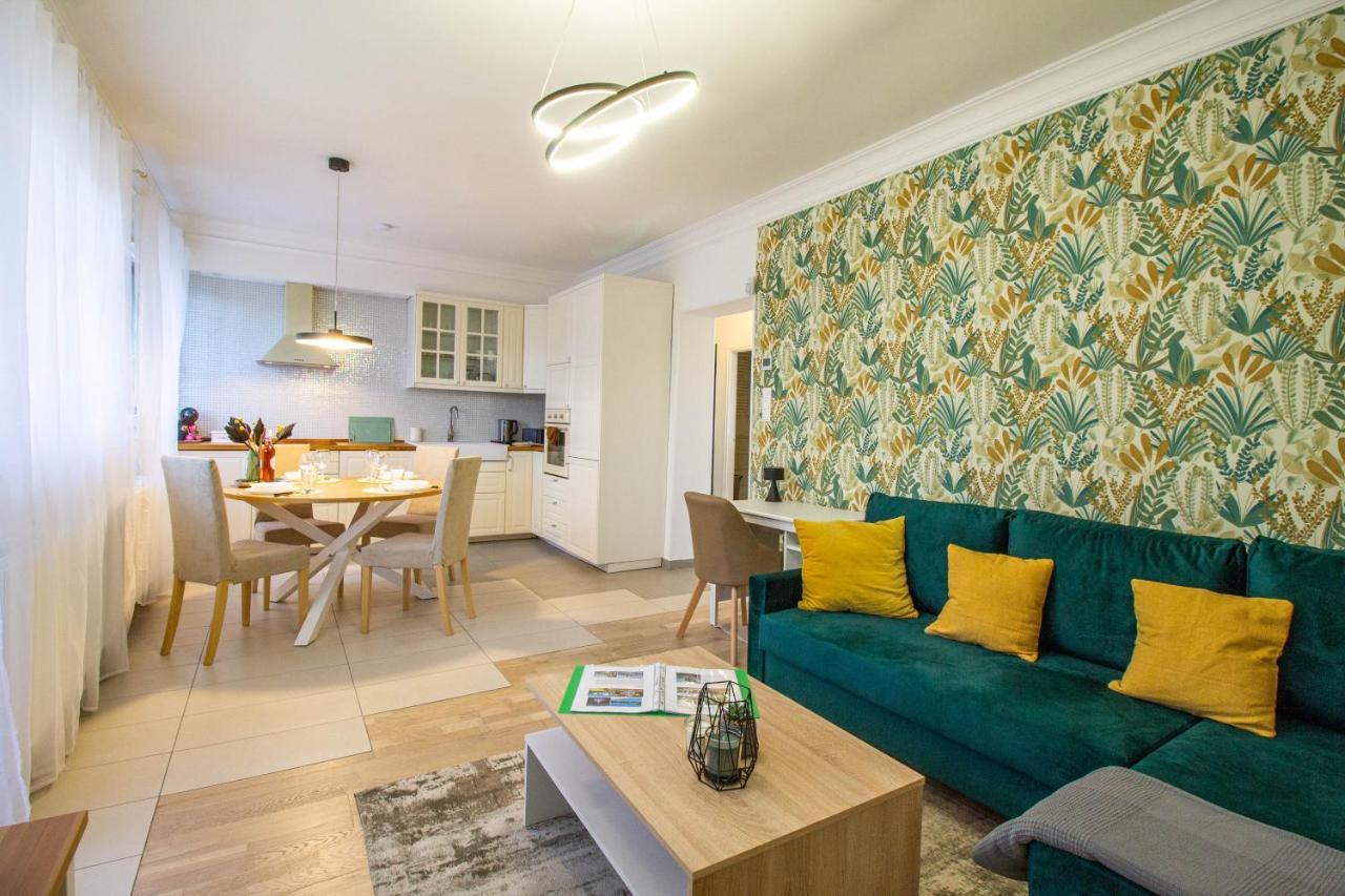 Hillside Lodge Budapest Bagian luar foto