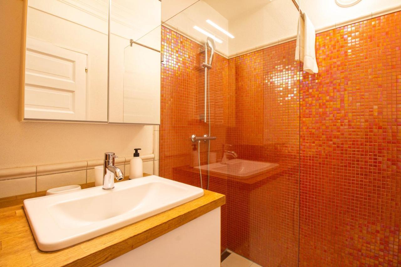 Hillside Lodge Budapest Bagian luar foto
